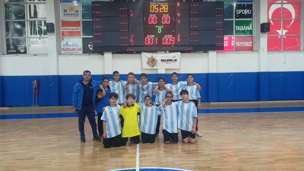 Yıldız Erkekler Futsal Takımımız İl 2.si Olmuştur.
