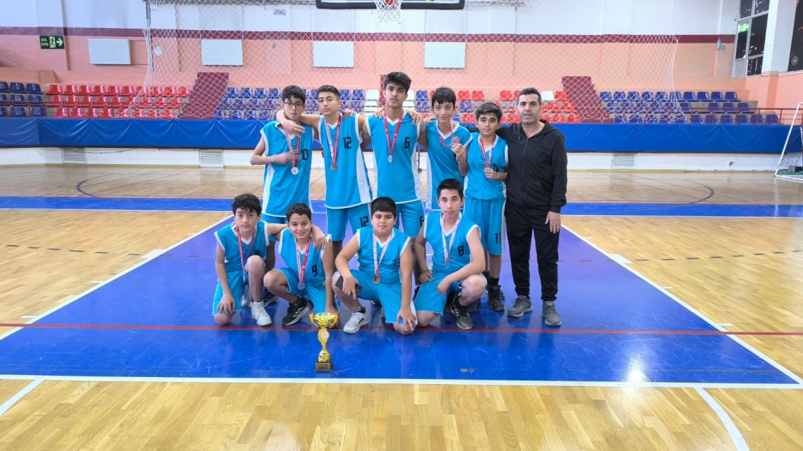 Okul Sporları Yıldız Erkekler Basketbol Takımımız İl 2.si Olmuştur